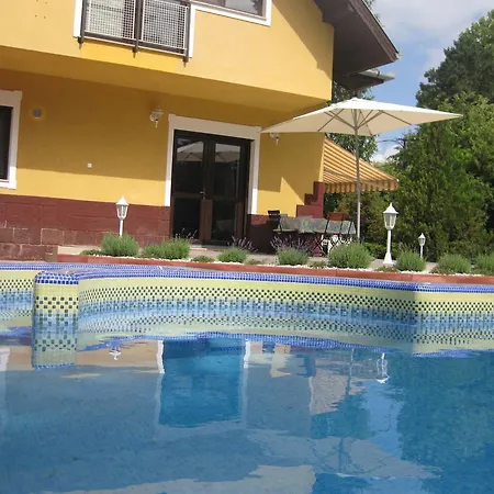 Apartment Schieszl 1